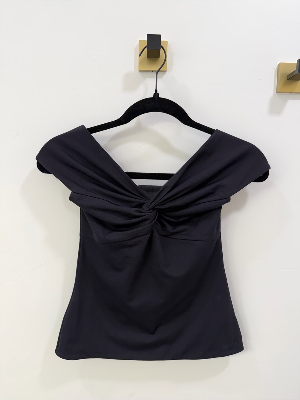 Aritzia Black Twist-Front Off-Shoulder Women's Top